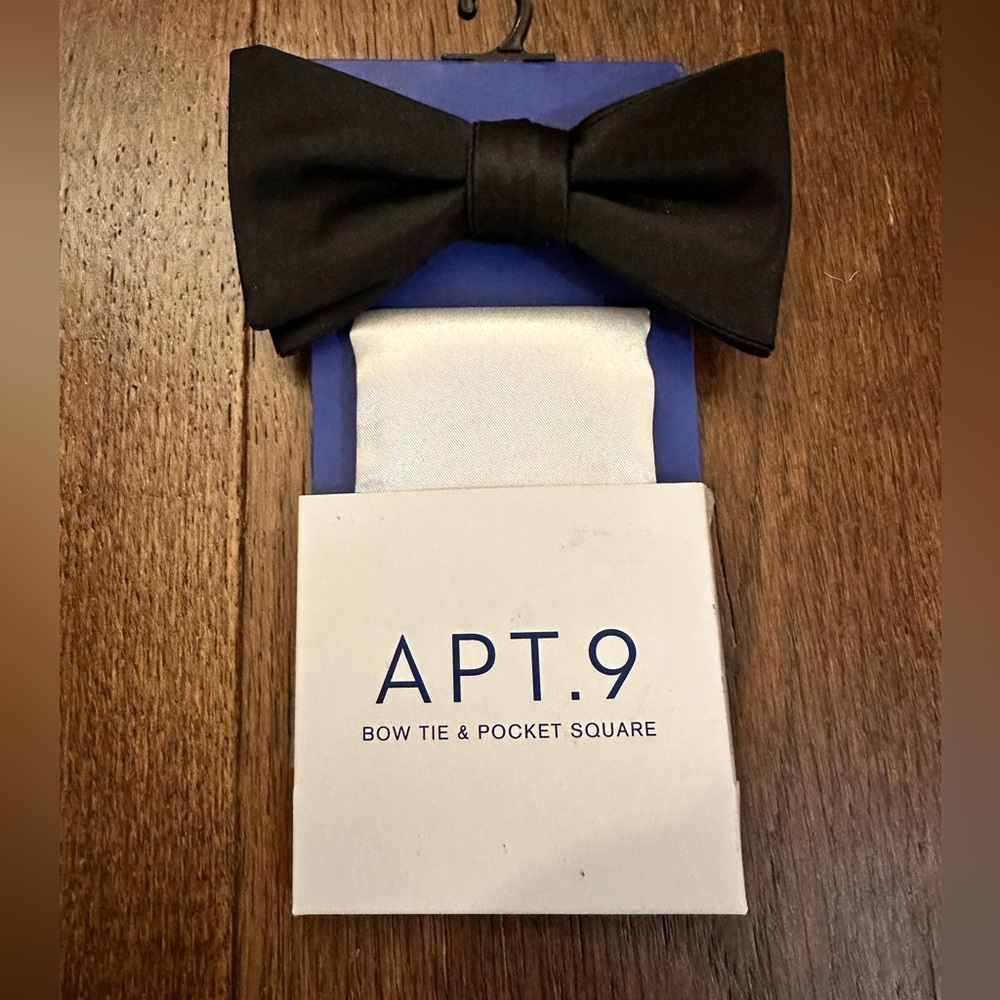 APT. 9 Bow Tie & Pocket Square
